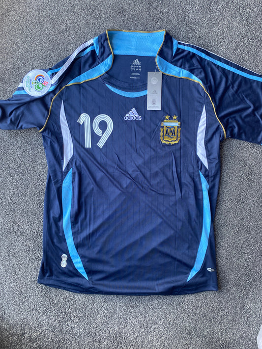 Argentina 2006 away - L