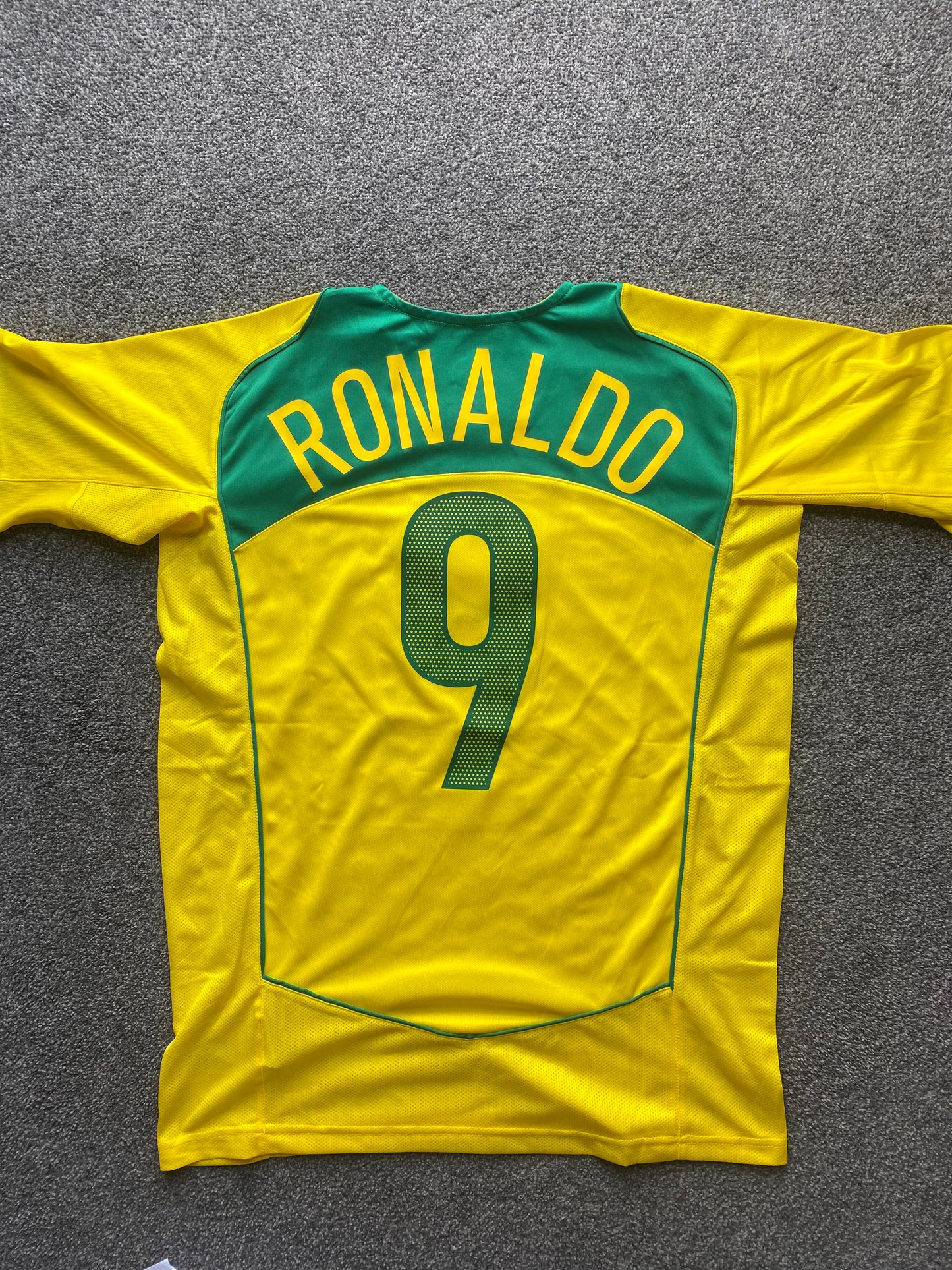 Brazil 2004 Home - L