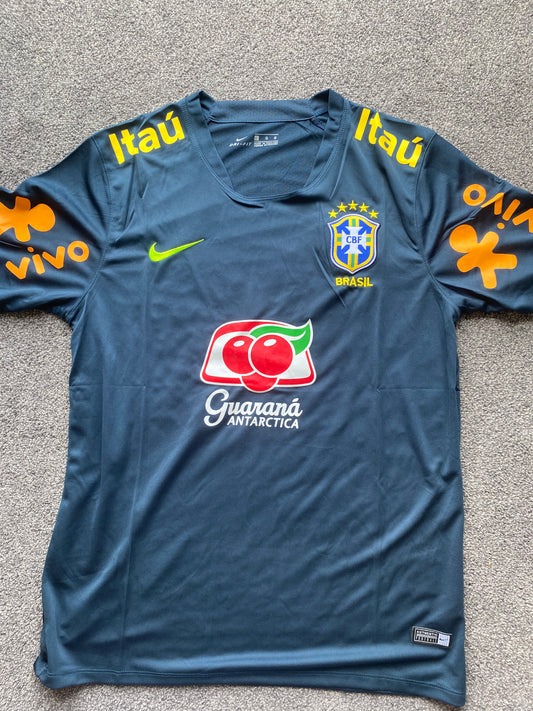 Brazil 2022 Training kit - L